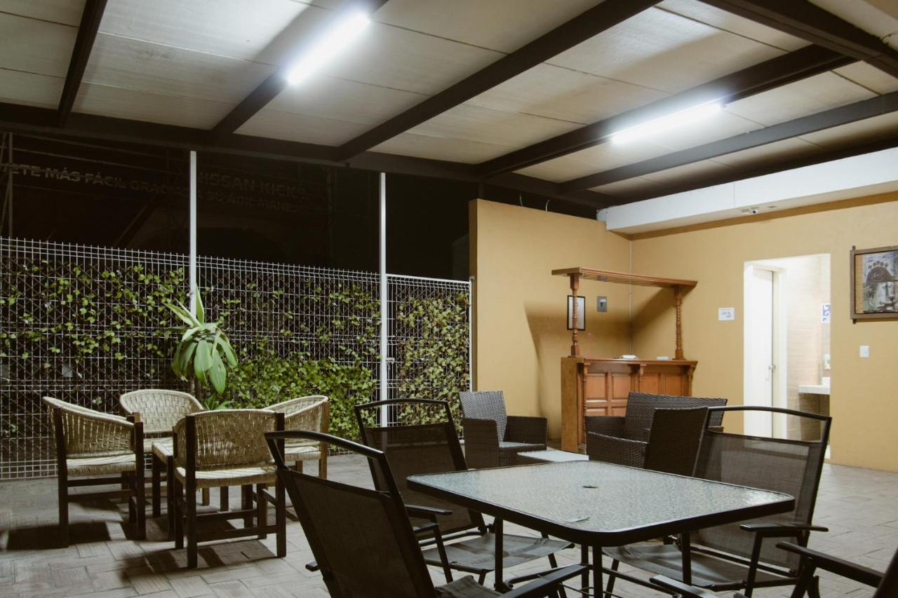 Hotel Guiva Aeropuerto Oaxaca المظهر الخارجي الصورة